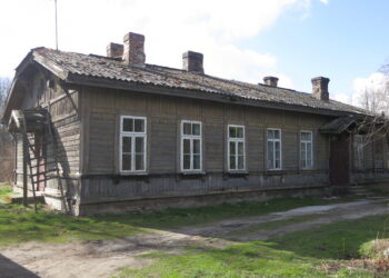 budynek kolejowy w Bieli w gminie Siedlce